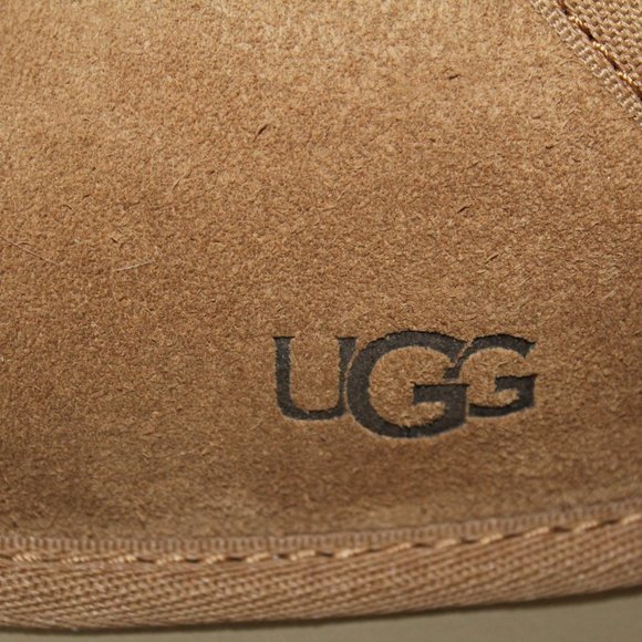 NIB UGG WOMEN'S SUEDE SHEARLING SLIP ON SLIPPERS - Picture 5 of 10